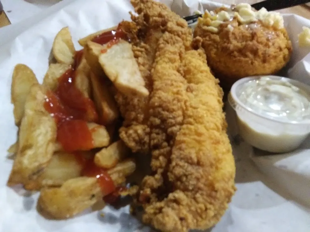 Catfish Plate